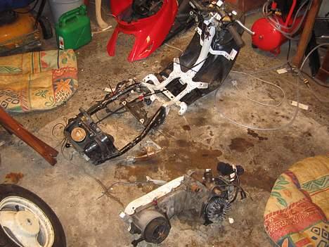 Yamaha Jog  - Sådan så den ud da jeg fik den. billede 2