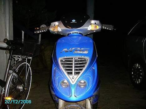 Piaggio NRG MC 3 SOLGT  billede 1