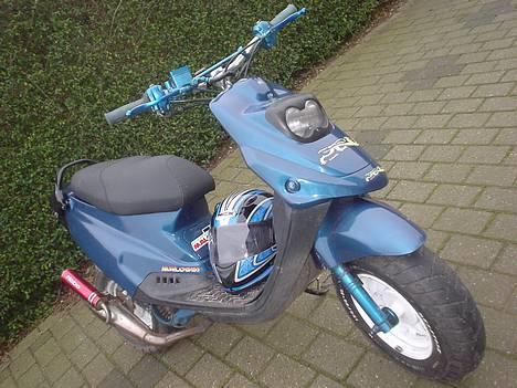 PGO Hot 50 Solgt - Det skal lige siges at der er hebo titan udstødning på nu. billede 1