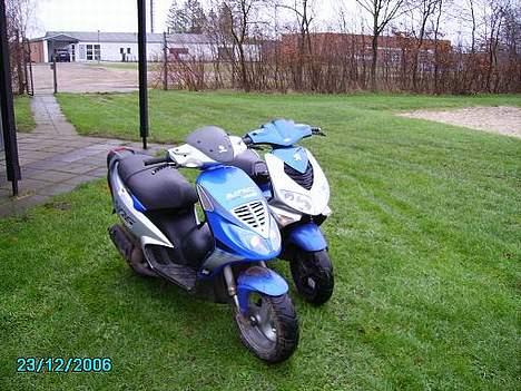 Piaggio NRG MC 3 SOLGT  billede 2