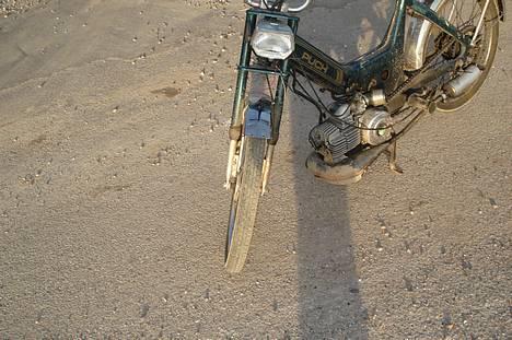 Puch maxi 70 ccm SOLGT billede 2