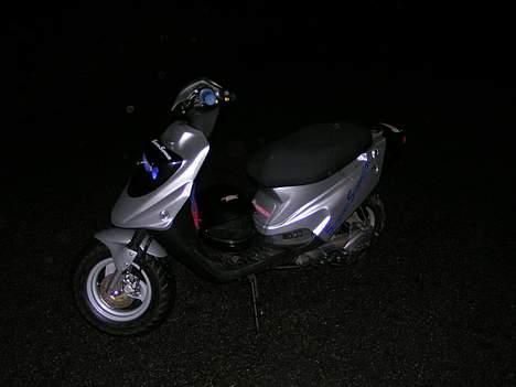 PGO HOT 50 billede 1