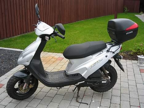 PGO tornado SOLGT billede 1