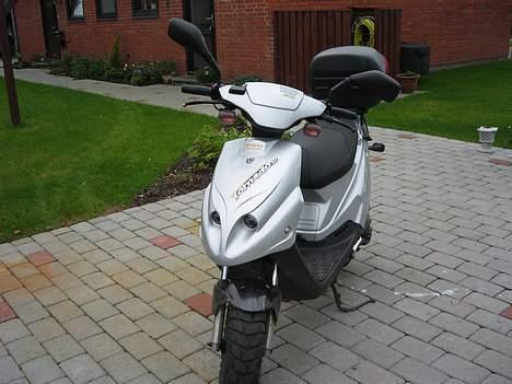 PGO tornado SOLGT billede 2