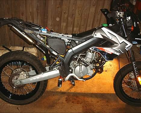 Derbi Senda SM Extreme solgt - 17/12 skulle lige rengøres:P billede 17