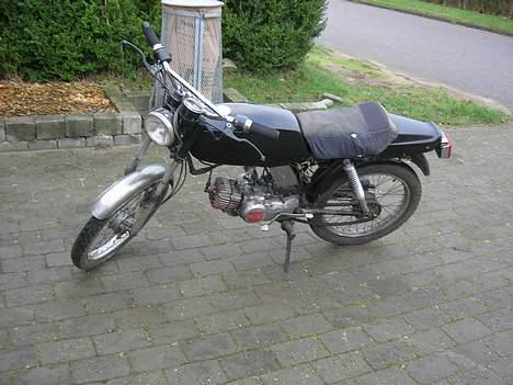 Suzuki Samurai DM50 SOLGT billede 2