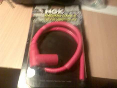 Suzuki Fz50 Solgt´! - NGK Tændrørshætte og kabel billede 6