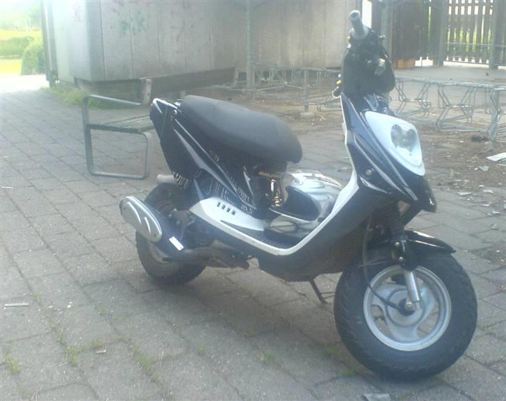 PGO hot 50 - nyeste billed af den skønne  billede 1