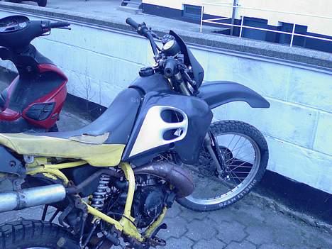 Suzuki smx // SOLGT - det er så min rmx.. det er fra dengang da jeg købte den... den er 2talt skildt nu og er ved a blive malet billede 11