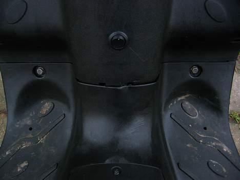 Peugeot Speedfight 2 - Solgt - Plastik gaber på grund af dårlig samling, må rimeligt let kunne rettes. billede 9