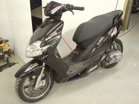 Yamaha jog r (teamspeed) solgt billede 1