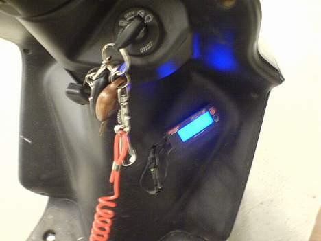 Yamaha jog r (teamspeed) solgt billede 7