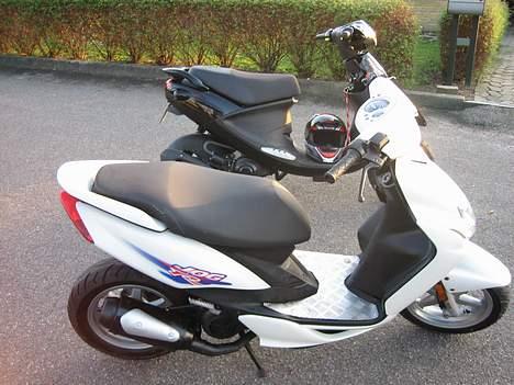 Yamaha Jog R   {Solgt} billede 9