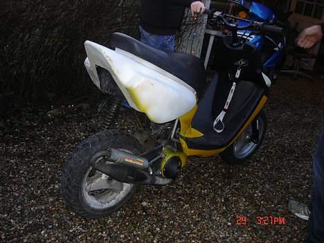 Piaggio Nrg Mc3 DD //SOLGT// - min NRG i baggrunden. T.V.P´s Bws billede 11