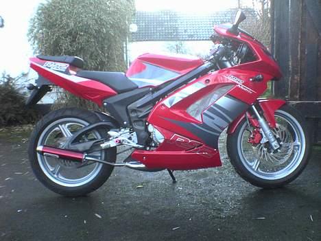 Rieju RS2 Matrix SOLGT - Fra siden. Jaja. :) billede 12