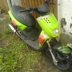 Yamaha slider (solgt)