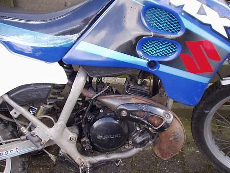Suzuki rmx (SOOLGT) billede 2
