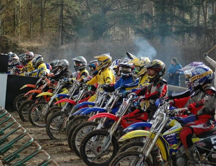 Suzuki rm85L HØJ SOLGT - start i hadsund billede 15