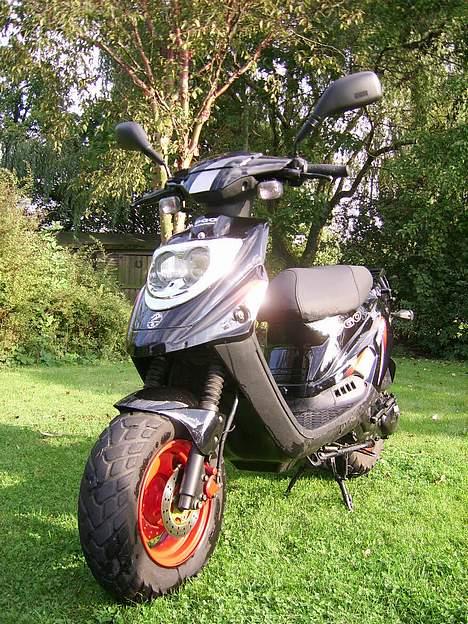 PGO hot 50 stjålet billede 8