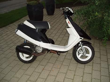 Yamaha jog solgt billede 2