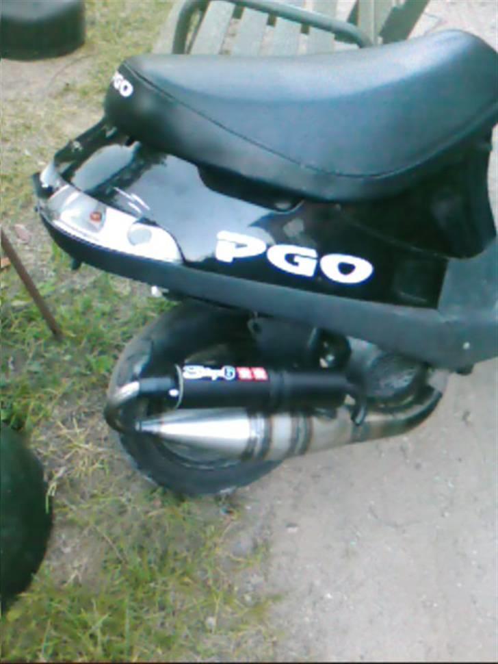 PGO Comet team-kirkeby billede 1