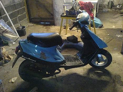 Yamaha jog AS (SOLGT) billede 4