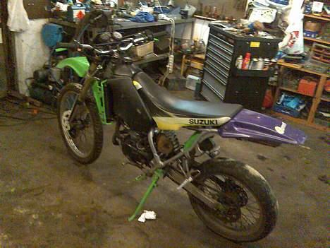 Suzuki rmx SOLGT billede 8