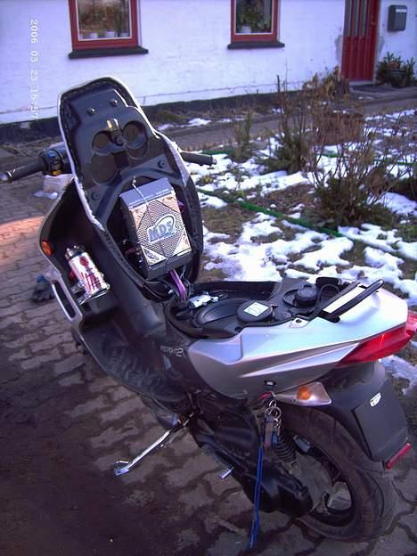 Peugeot Speedfight 2  (Solgt) billede 3