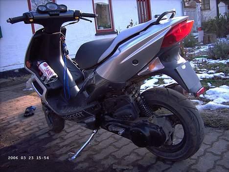 Peugeot Speedfight 2  (Solgt) billede 7