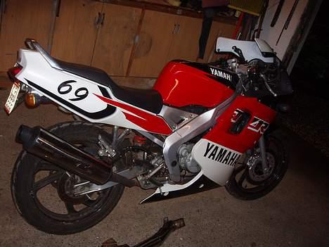 Yamaha TZR Solgt billede 3