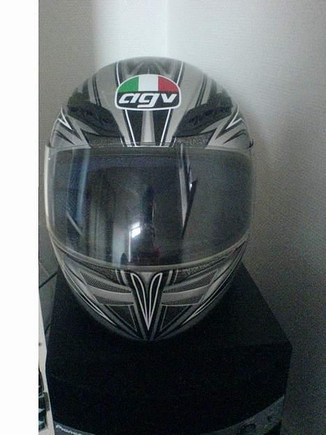 Peugeot Speedfight 2 >>solgt<< - AGV hjelmen.. :D billede 8