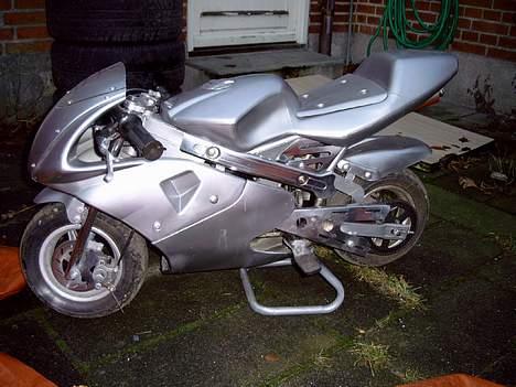 Derbi gpr50r - Knægten gamle racer billede 8