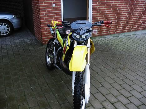 Suzuki Rmx billede 9