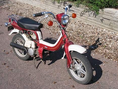 Suzuki Fz 50 SØGER STREETMAGIC  billede 1