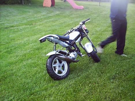 Suzuki Street Magic (Solgt)  billede 2