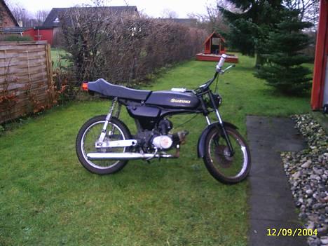 Suzuki K50 {Solgt} - Tja.... Nu er den næsten færdig.... billede 1