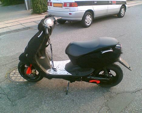 Yamaha              Neos (SOLGT) - fed scooter.. billede 8