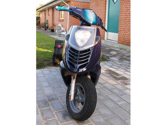 {{currentPhoto.altText}} billede {{currentPhoto.number}}