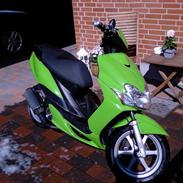 Yamaha Jog R custom (Kawasaki)