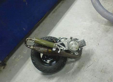 PGO Hot50 til salg 6kg - motoren =) billede 4