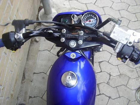 Suzuki street magic *solgt* - lige da jeg havde fået den inden jeg gik igang med projekt billede 3