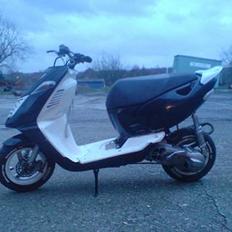 Aprilia Sonic Lc Solgt