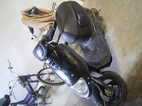 Yamaha Jog Space solgt billede 7