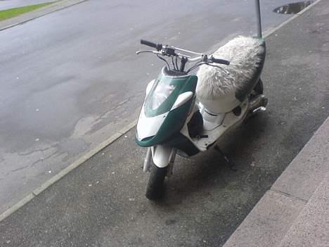 Aprilia sonic SOLGT - hun er til salg billede 2