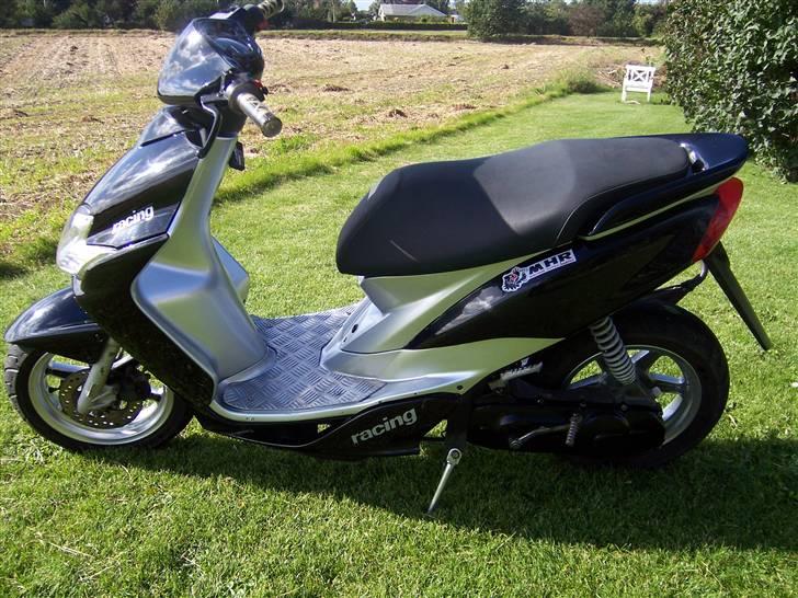 Yamaha jog r solgt billede 2
