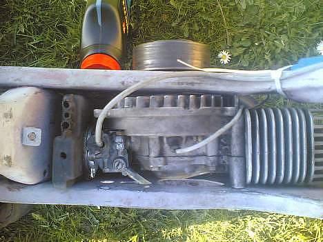 Vespa ciao (Dele knallert) - motoren inden det blev skildt af :P billede 13