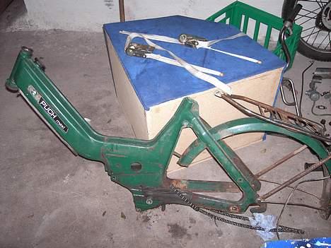 Puch Maxi K E50 - Her er mit stel så inden det bliver malet...! billede 9