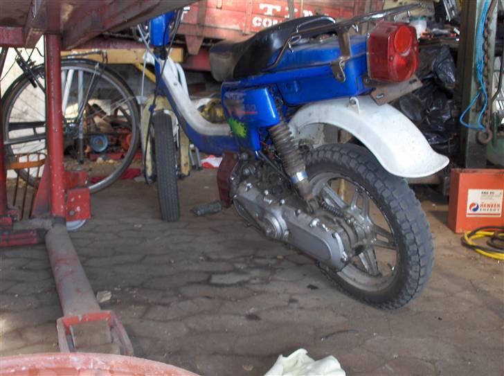 Suzuki fz 50 SOLGT billede 1