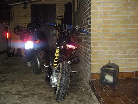 Suzuki street magic *solgt* - lige da jeg havde fået den inden jeg gik igang med projekt billede 5