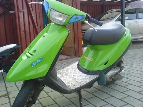 Yamaha jog ( SOLGT ) billede 7